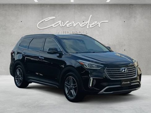 Used 2017 Hyundai Santa Fe Limited AWD/4WD image 2