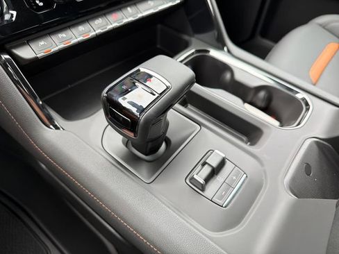 New 2026 GMC Sierra 1500 AT4 AWD/4WD image 15