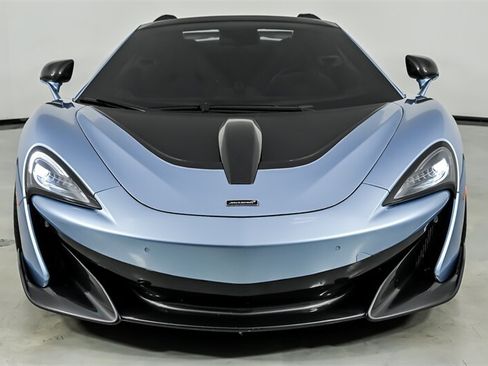 Used 2020 McLaren 600LT Spider RWD image 6