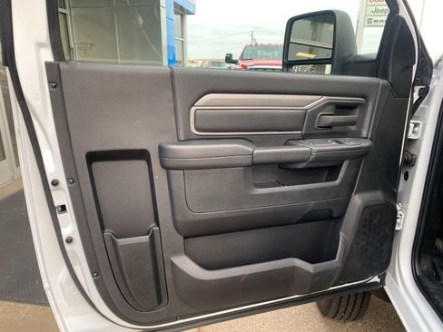 Used 2025 RAM 5500 Tradesman image 8