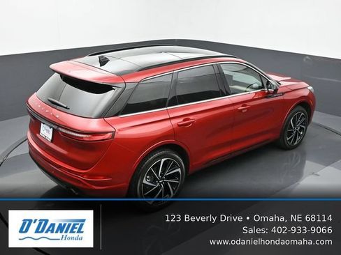Used 2025 Lincoln Corsair Grand Touring AWD/4WD image 18