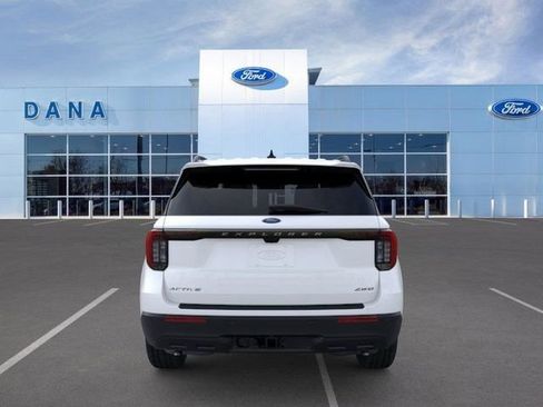 New 2026 Ford Explorer Active image 5