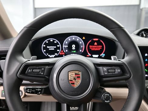 Used 2025 Porsche Panamera 4S image 12