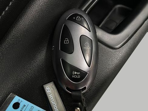 Used 2025 Hyundai Elantra SEL image 34