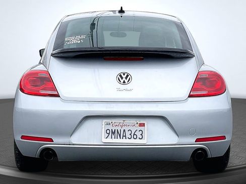 Used 2012 Volkswagen Beetle 2.0T FWD image 4