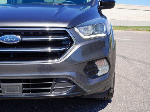 Used 2018 Ford Escape SE w/ SE Sport Appearance Package FWD image 40