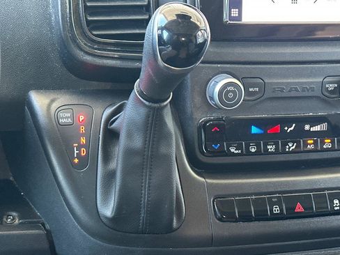 Used 2025 RAM ProMaster 2500 FWD image 22