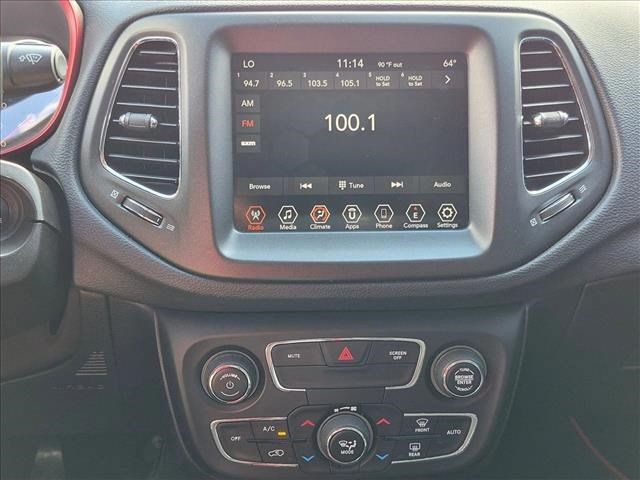 Used 2019 Jeep Compass Trailhawk AWD/4WD image 14
