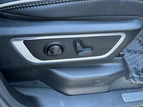 Used 2022 RAM 1500 Laramie RWD image 34