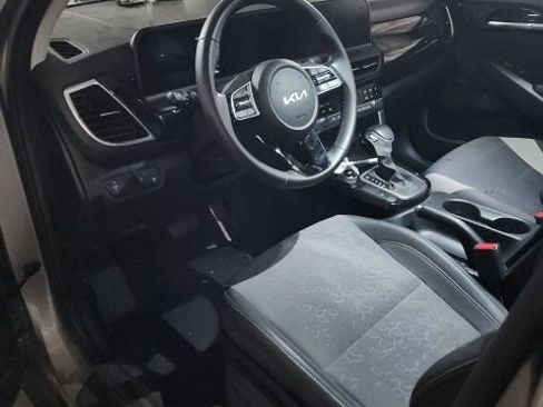 Certified 2025 Kia Seltos S FWD image 7