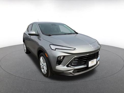 Used 2026 Buick Encore GX Preferred FWD image 3