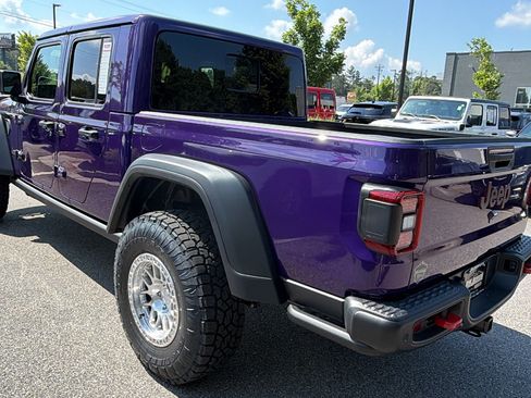 New 2026 Jeep Gladiator Rubicon w/ Safety Group AWD/4WD image 10