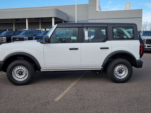 New 2025 Ford Bronco 4-Door image 13