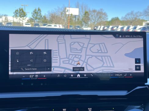 Used 2025 BMW i5 eDrive40i image 5