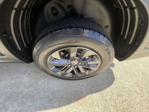 Used 2023 Honda Ridgeline Sport image 32