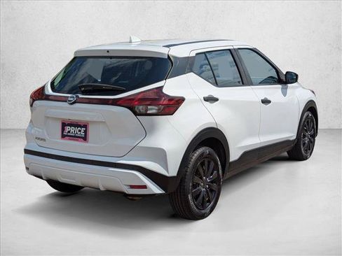 Used 2021 Nissan Kicks S FWD image 5