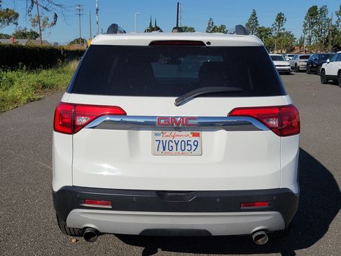 Used 2017 GMC Acadia SLE w/ Driver Alert Package I image 25