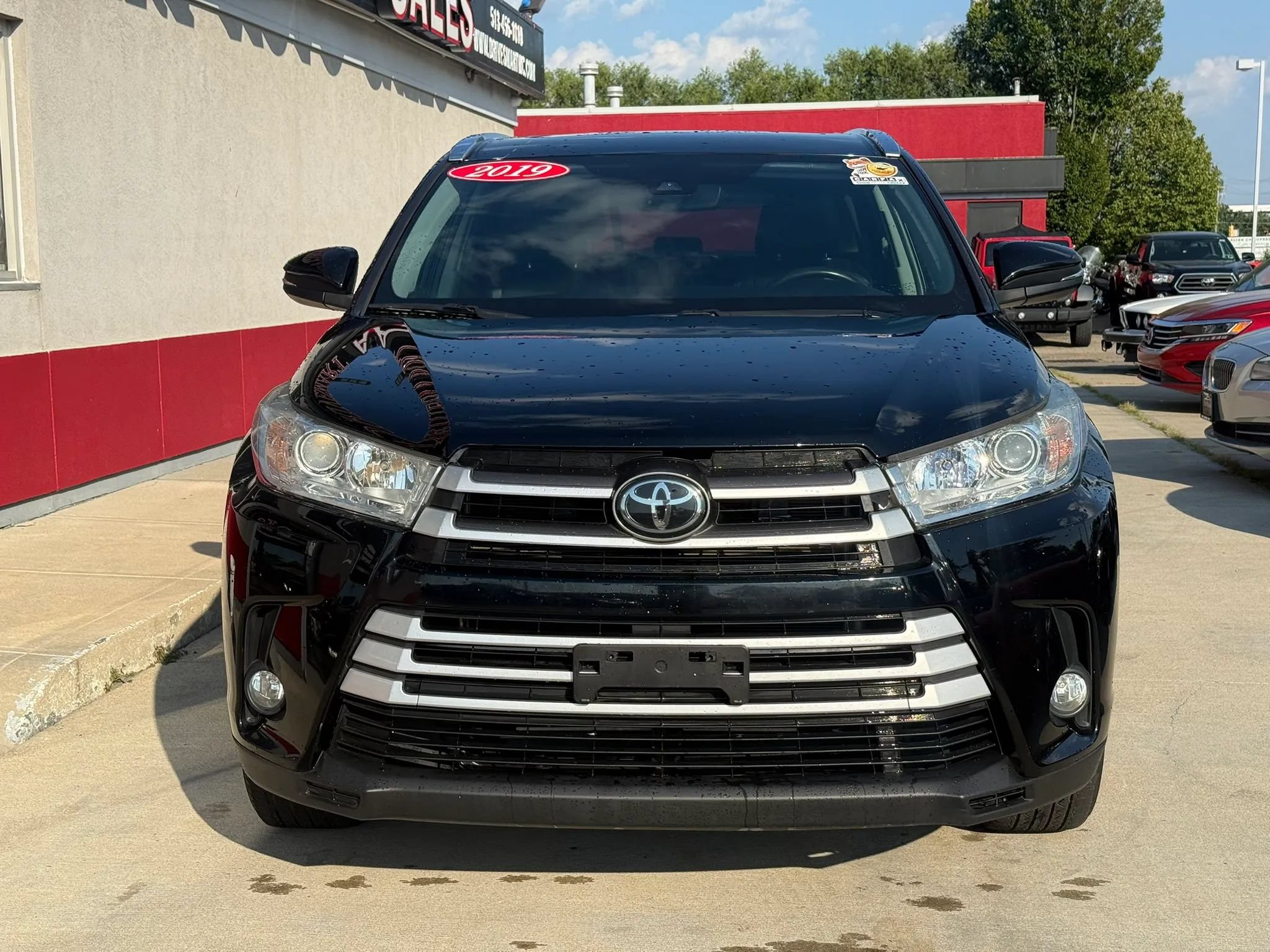 Used 2019 Toyota Highlander XLE AWD/4WD image 6