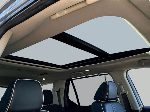 Used 2023 Honda Pilot Elite image 29