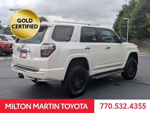 Certified 2022 Toyota 4Runner Limited AWD/4WD image 3