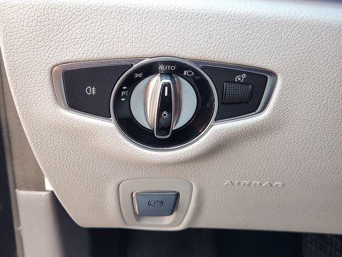 Used 2023 Mercedes-Benz E 350 Sedan image 21