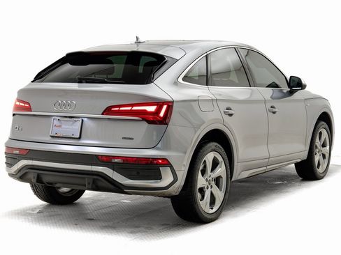 Used 2022 Audi Q5 2.0T Prestige image 3