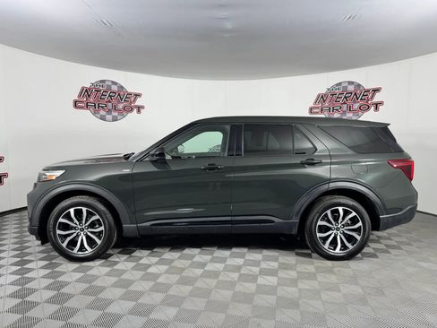 Used 2022 Ford Explorer ST-Line AWD/4WD image 3