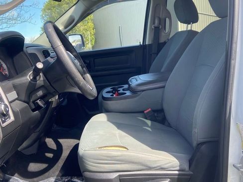 Used 2017 RAM 1500 Express w/ Express Value Package image 11