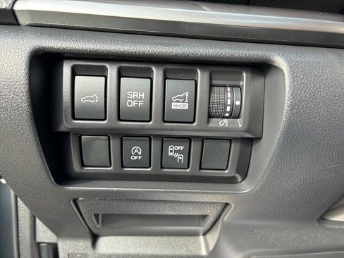 Used 2023 Subaru Forester Premium AWD/4WD image 31