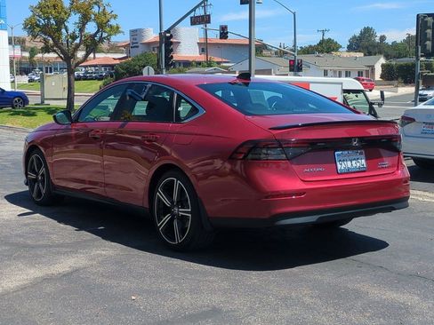 Certified 2025 Honda Accord Sport image 8