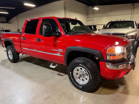 Used 2006 GMC Sierra 2500 SLT w/ Heavy-Duty Power Package image 27