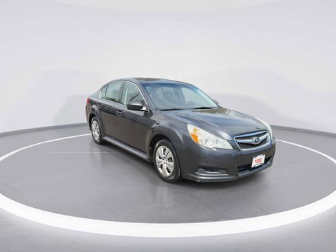 Used 2010 Subaru Legacy 2.5i AWD/4WD image 2