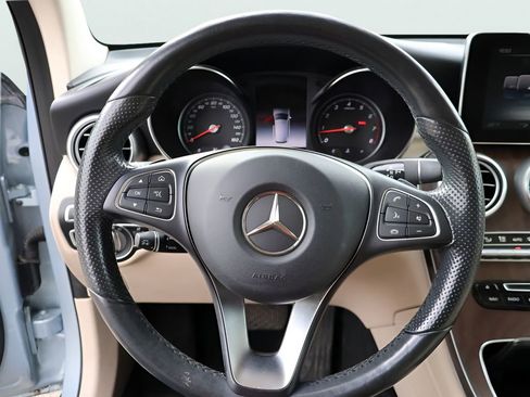 Used 2018 Mercedes-Benz GLC 300 4MATIC image 30