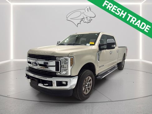 Used 2018 Ford F350 XLT w/ XLT Premium Package image 1