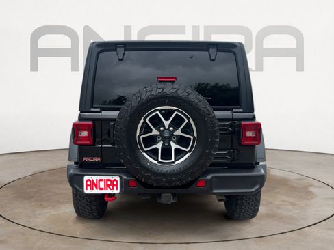 Used 2024 Jeep Wrangler Unlimited Rubicon w/ Technology Group AWD/4WD image 9