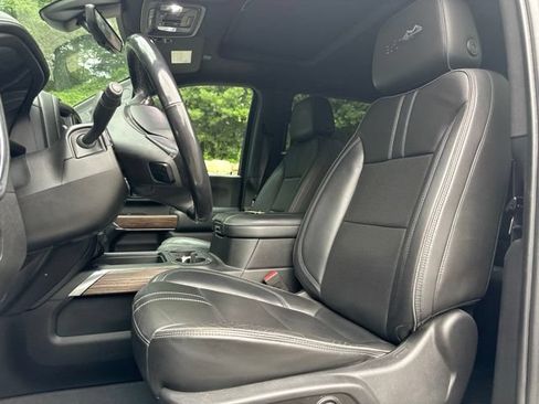 Used 2020 Chevrolet Silverado 2500 High Country w/ Z71 Off-Road Package AWD/4WD image 8