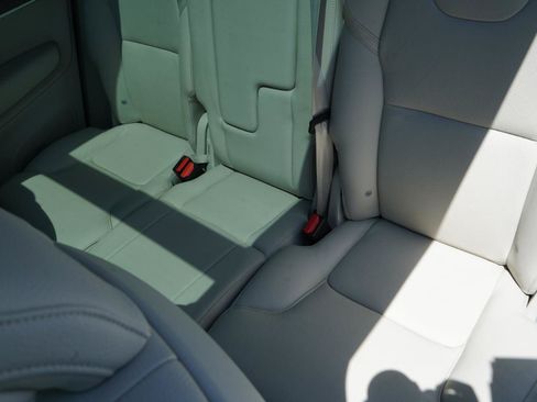 Used 2023 Volvo XC90 B6 Plus w/ Protection Package Premier AWD/4WD image 45