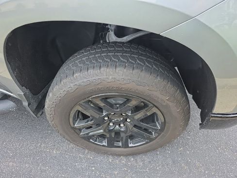 Used 2025 Chevrolet Silverado 1500 LT Trail Boss w/ LT Trail Boss Premium Package AWD/4WD image 8