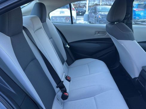 Used 2022 Toyota Corolla LE image 24