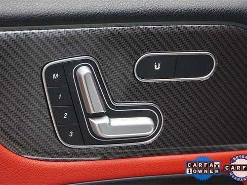 Used 2023 Mercedes-Benz GLB 35 AMG 4MATIC w/ Parking Assistance Package image 22