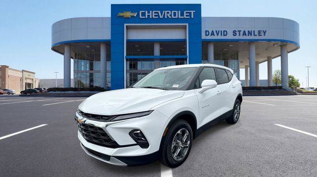 New 2026 Chevrolet Blazer LT w/ Convenience Package FWD image 1