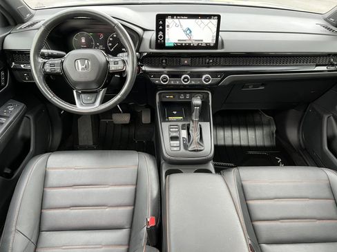 Used 2023 Honda CR-V Sport Touring image 3