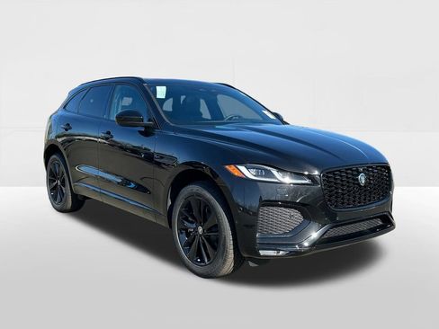 Used 2026 Jaguar F-PACE R-Dynamic S AWD/4WD image 5
