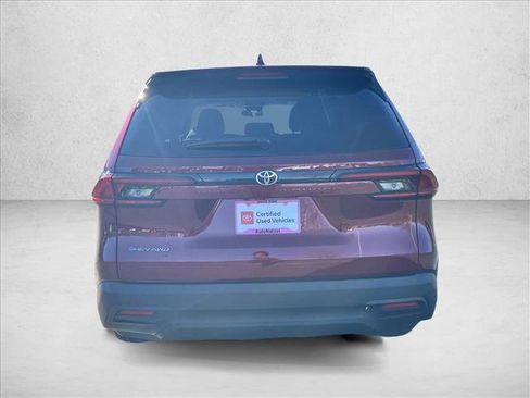 Certified 2025 Toyota Grand Highlander Hybrid LE image 6