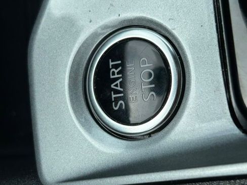 Used 2025 Nissan Altima 2.5 SV FWD image 24