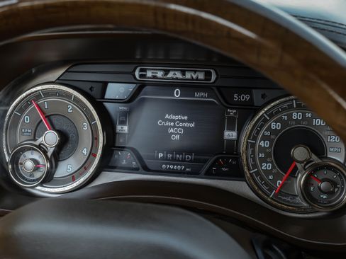 Used 2019 RAM 3500 Limited AWD/4WD image 15