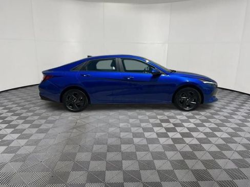 Certified 2023 Hyundai Elantra SEL FWD image 11