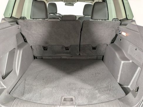 Used 2019 Ford Escape SE image 10