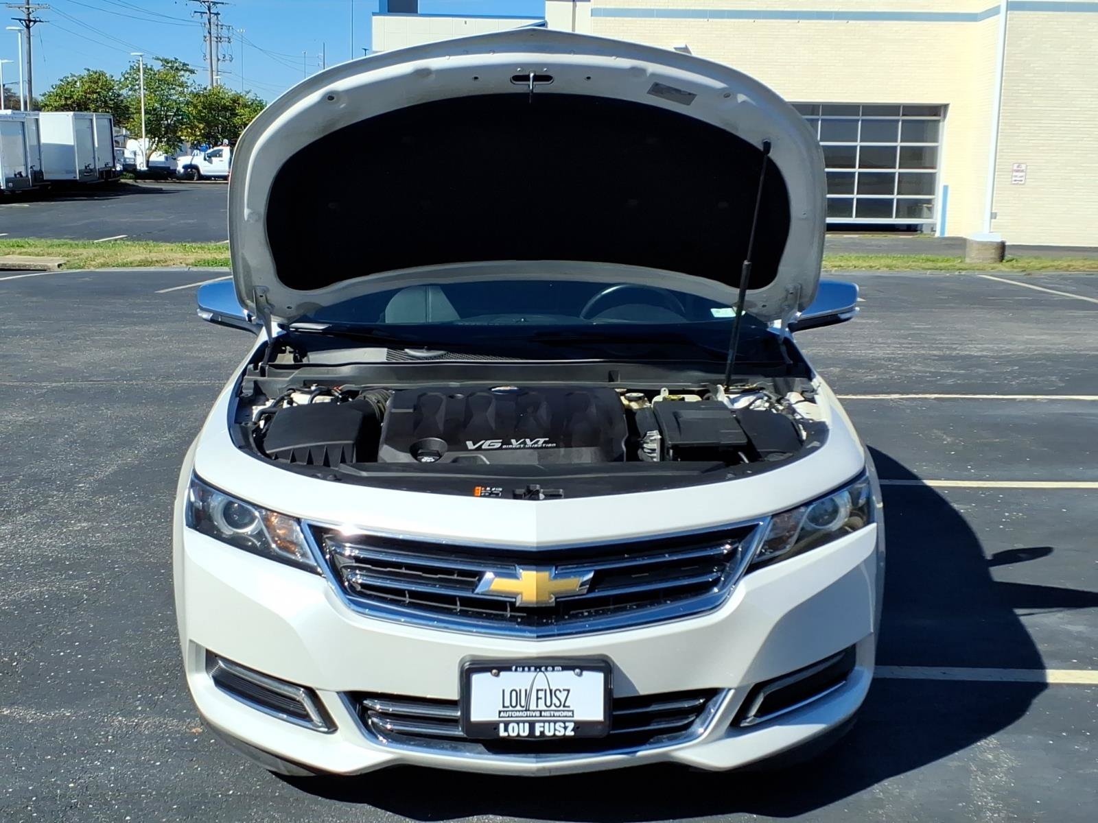 Used 2017 Chevrolet Impala Premier w/ Enhanced Convenience Package FWD image 32