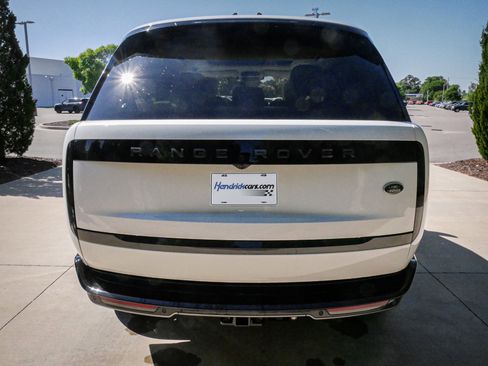 Used 2023 Land Rover Range Rover SE AWD/4WD image 9